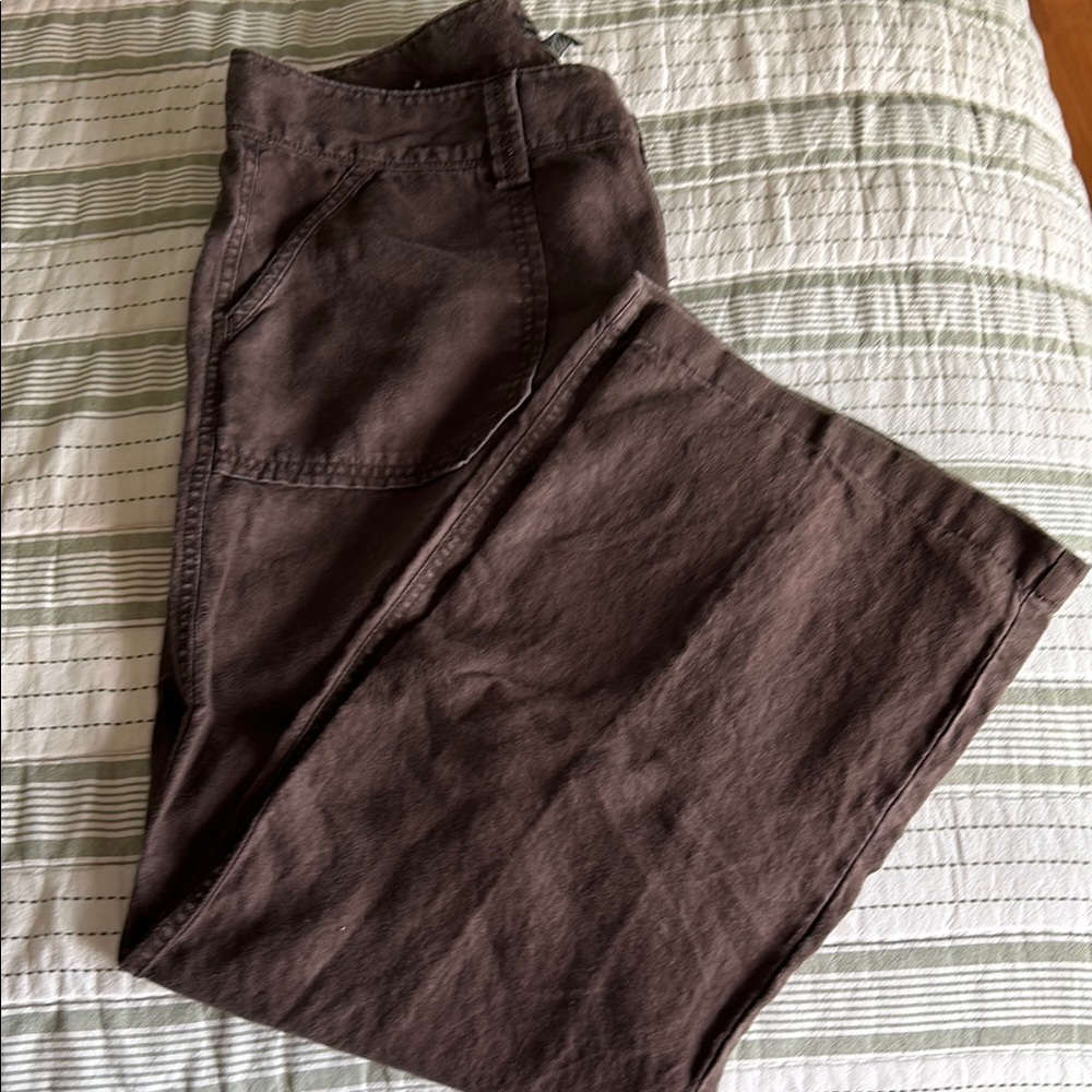 Banana Republic structured linen pants